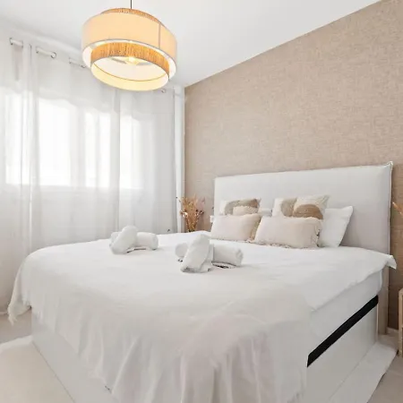 Stylish 2 Bedroom In Cancelada - Acqua Gardens - Pool - Near - Costa Del Sol *