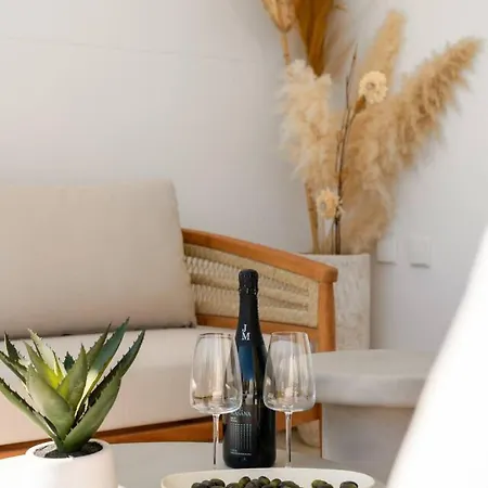Stylish 2 Bedroom In Cancelada - Acqua Gardens - Pool - Near - Costa Del Sol